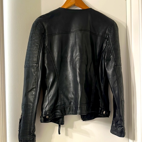 Topshop - Picture 3 of 3